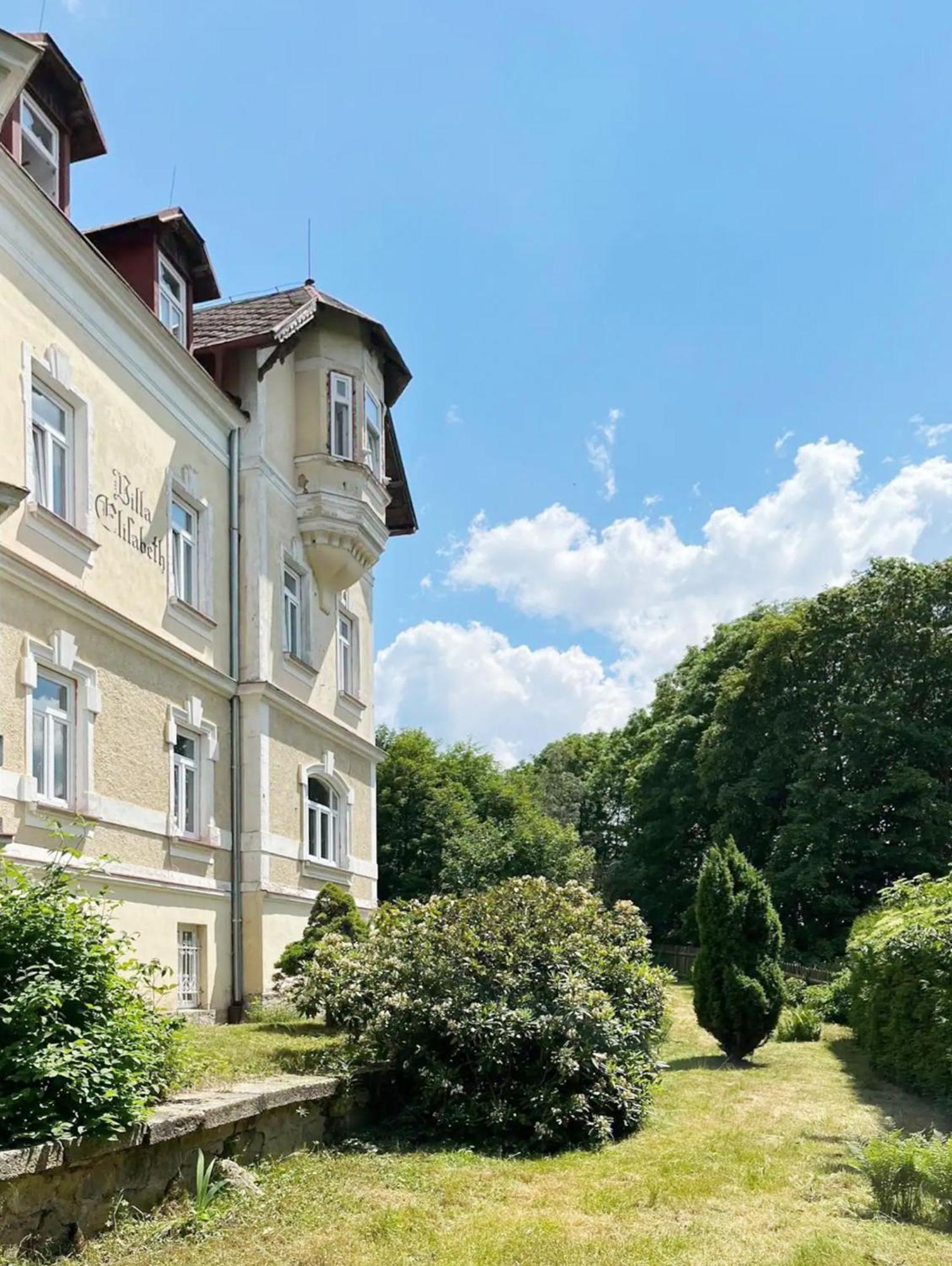 Golf Apartment Villa Elisabeth Marianske Lazne Luaran gambar