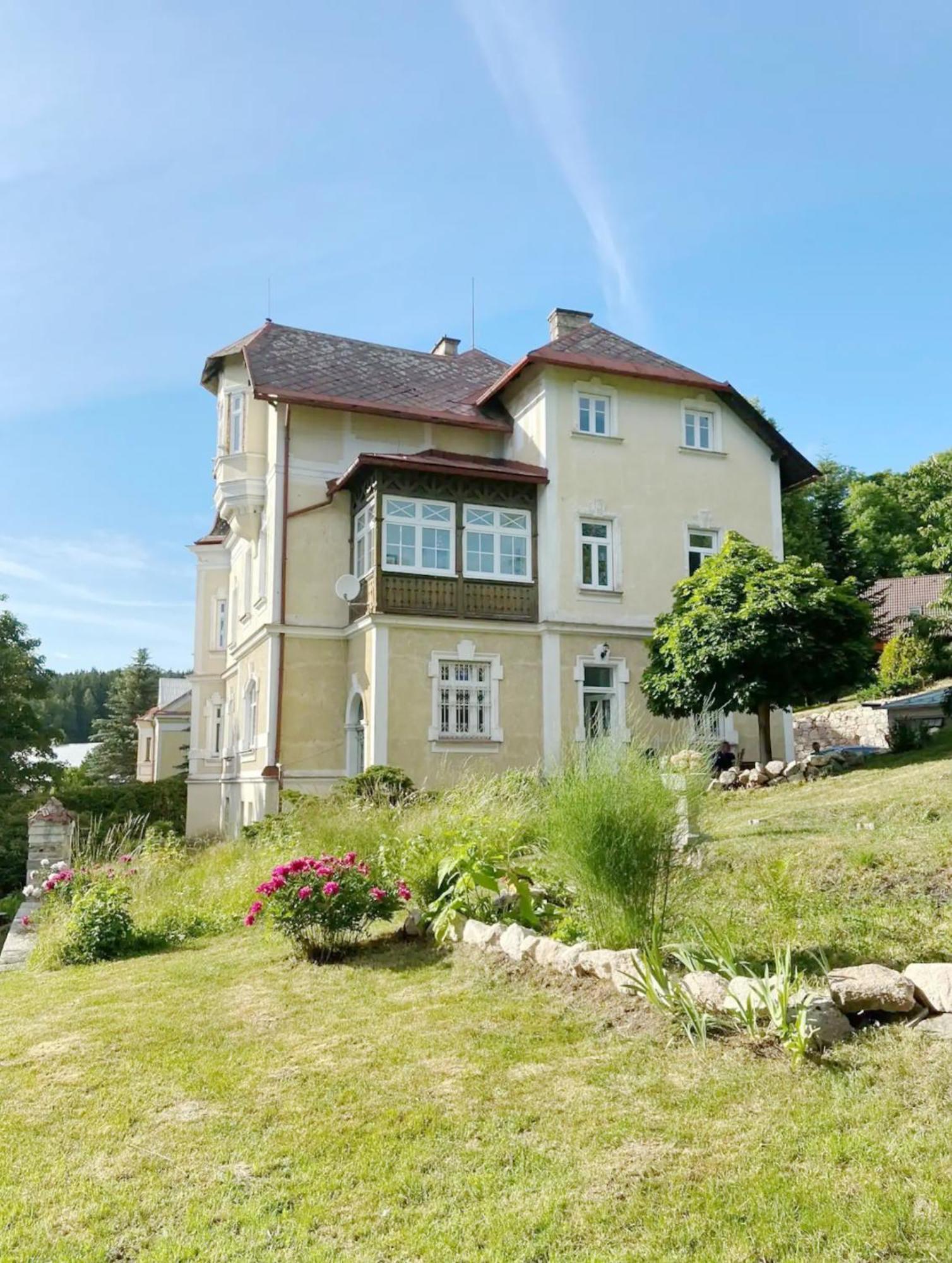 Golf Apartment Villa Elisabeth Marianske Lazne Luaran gambar